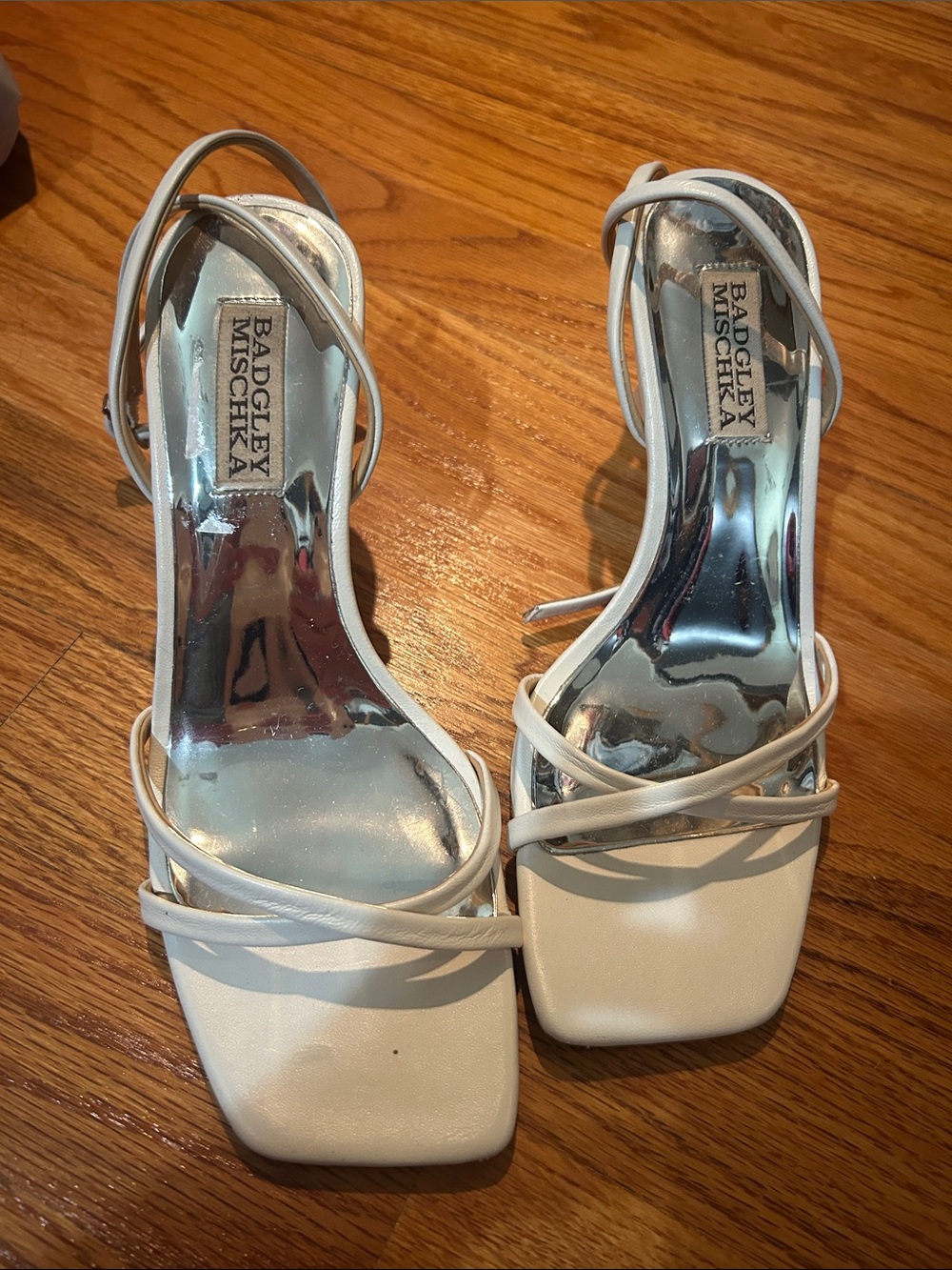 Badgley Mischka White Strappy Square-Toe Slingback Pearl Heels 6
